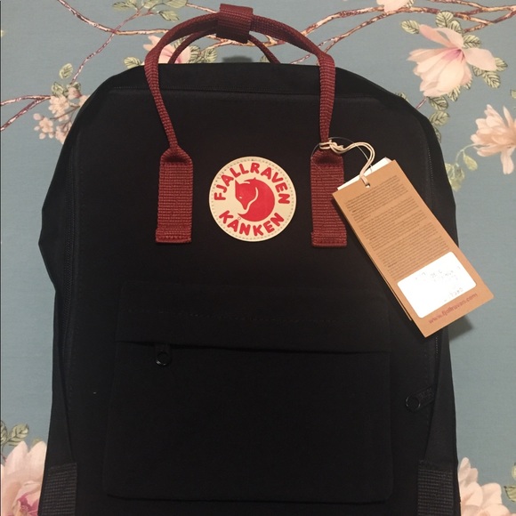 fjallraven kanken classic black ox red